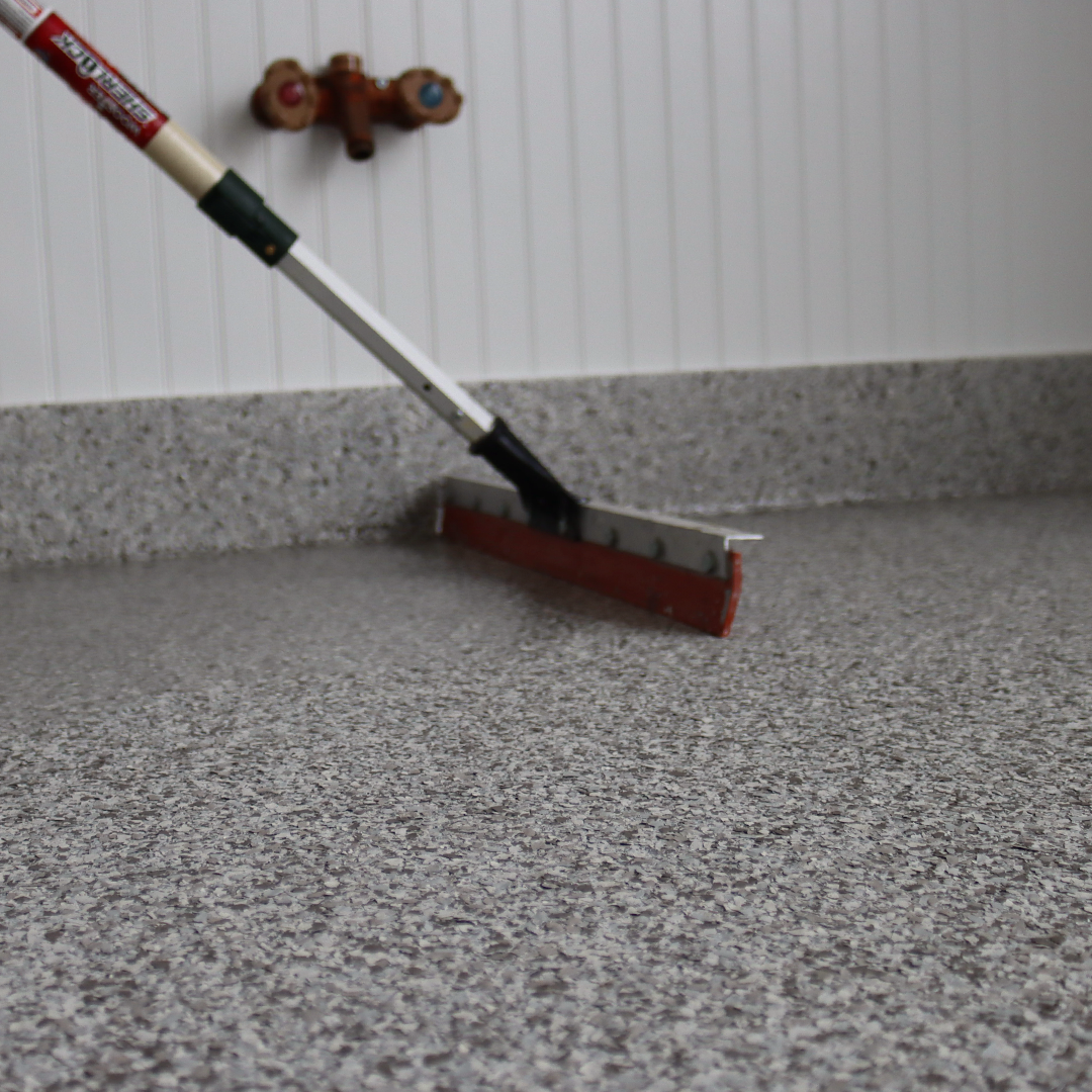 Speed Squeegee Red Rubber- 24' -3/16' Notched 47152